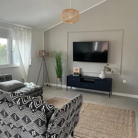 House Sebenico * Brodarica